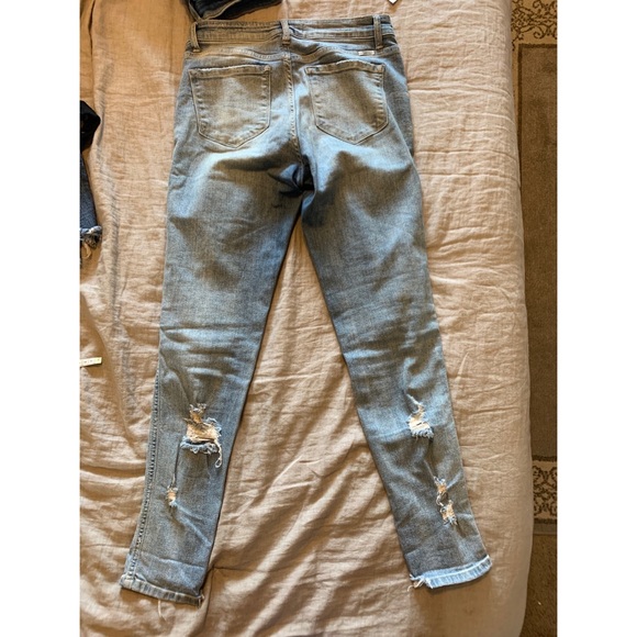 Light wash button fly - Picture 3 of 5